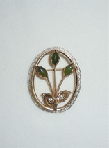 Vintage Jade &amp; 14K Gold Filled Flower Brooch Rolyn Inc. - £15.53 GBP