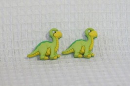 Novelty Buttons (New) 7/8&quot; (2) Cute Dinosaurs #2 - £2.52 GBP