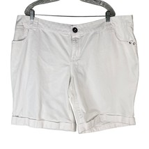 Metro7 Woman Denim Bermuda Shorts 22W White New - $24.74
