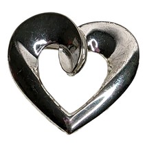 Vintage Anne Klein AK Silver Plated Polished Curve Heart Brooch Pin - £9.76 GBP
