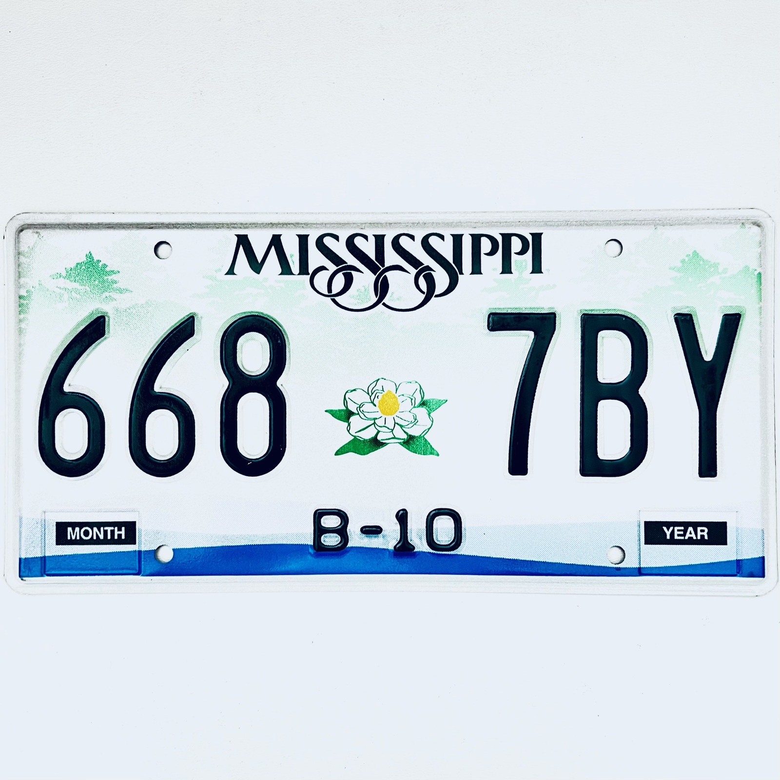  United States Mississippi B-10 Truck License Plate 668 7BY - $11.87