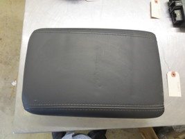 Arm Rest Center Console Lid For 07-12 GMC Acadia  3.6 25892054 - $76.92