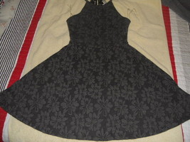 Derek Heart Juniors multi-color sleeveless floral lace skater dress S        411 - £10.61 GBP