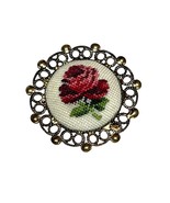 Vintage Petit Point Rose Brooch Gold Tone Filigree Edge Round - $461.34 MXN