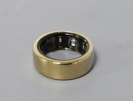 Oura Ring Gen3 Horizon Size 7 - Gold JZ90-51383-07 image 2