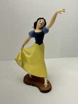 Walt Disney Classic Collection Snow White Princess &quot;The Fairest One of All&quot; - £47.94 GBP