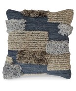 Gibbend - Pillow - $3,329.40 MXN