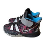 Boys Nike Kyrie 7 Pixel Camo Shoes Size 1 Youth Great Condition - $343.83 MXN
