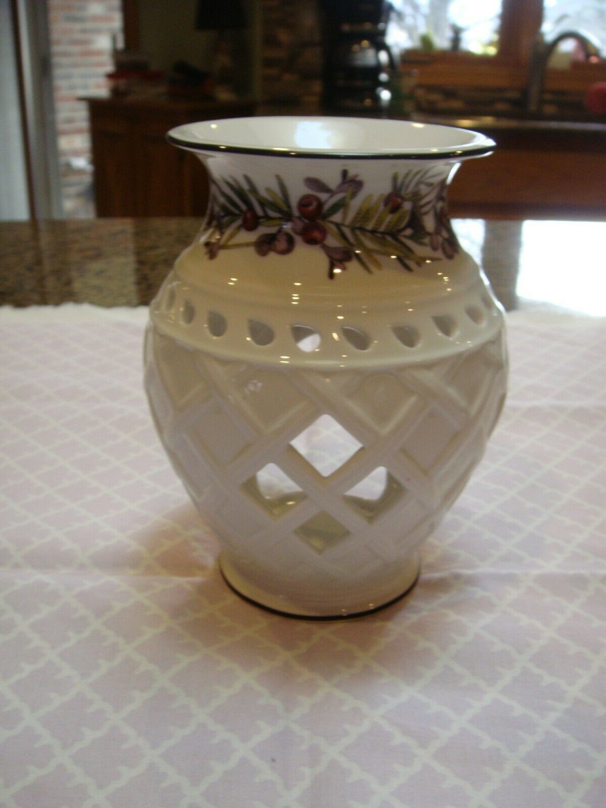Lenox Etchings Collections Tart Warmer - $21.99