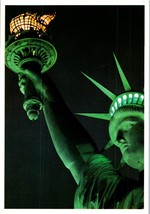 Close up View of Head and Torch of Statue of Liberty New York Postcard - £2.91 GBP