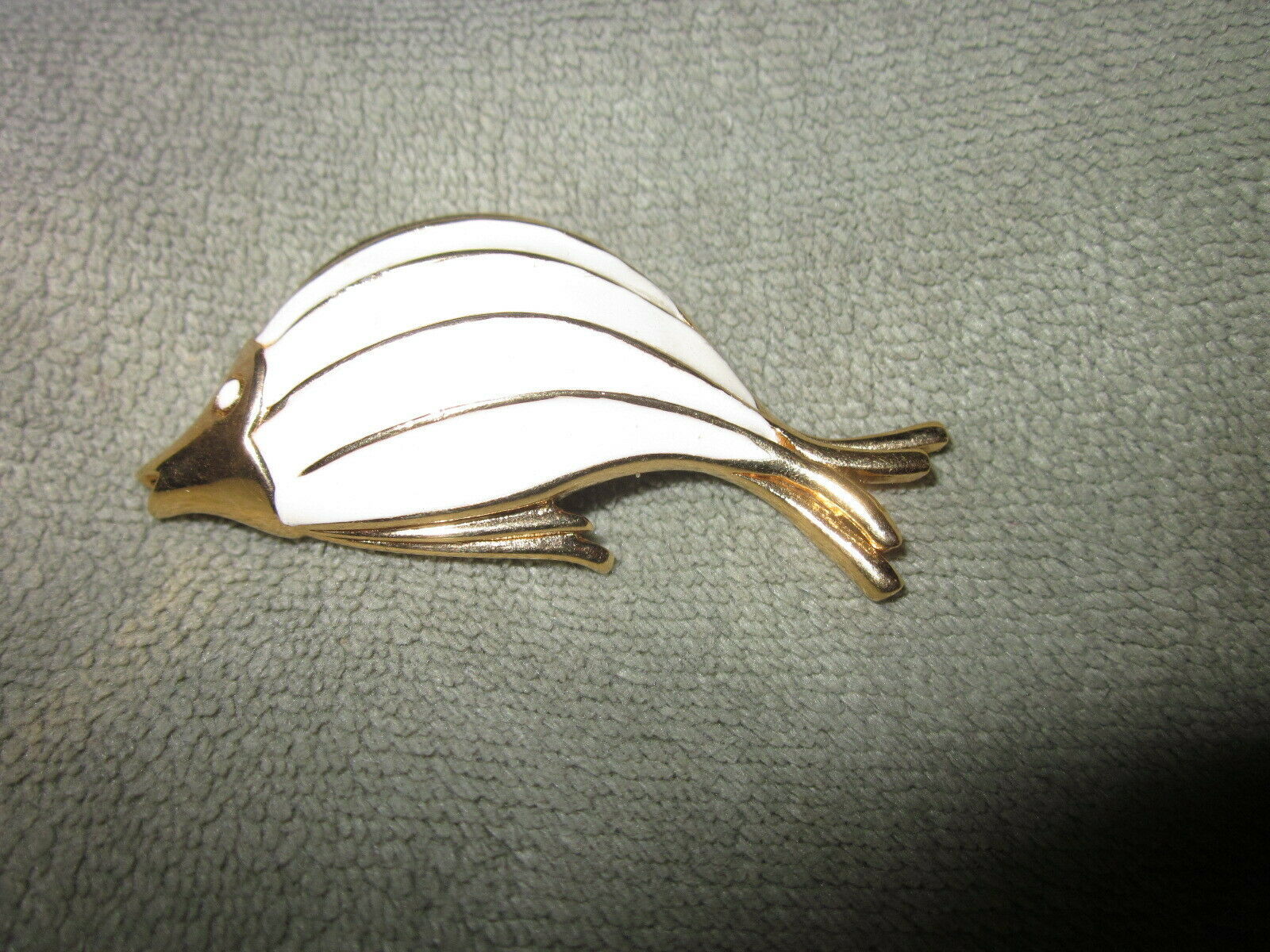 Primary image for VINTAGE  MONET white enameled FISH pin on gold color 1 and 1/4"