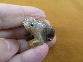 y-fro-33 baby FROG carving tan gray stone gemstone SOAPSTONE love little... - $165.35 MXN