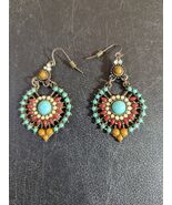 Pair Of Bead Fashion Earrings On Metallic Frame - €8,52 EUR