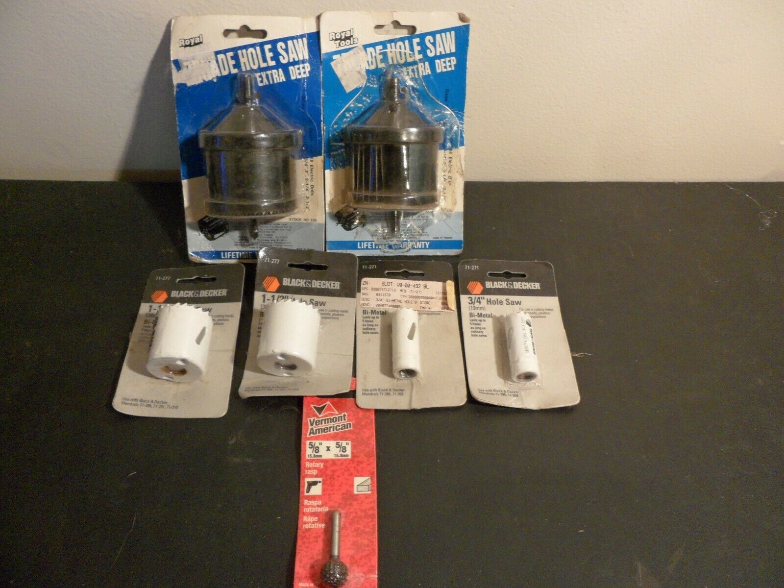 Black &amp; Decker Hole Saws (4) ,2 royal tools multi size hole saw kit rota... - $17.82