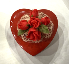 VIntage Otigari Red Lacquerware Heart Shaped Box with Fabric Roses - $378.90 MXN