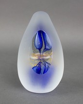 Frosted Blue &amp; Gold Controlled Bubbles Window Art Glass Egg Shaped Paperweight - £30.71 GBP