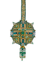 The Cracker Box Gypsy Jewels (Khaki and Emerald) Golden Oldie Ornament Kit - £74.39 GBP