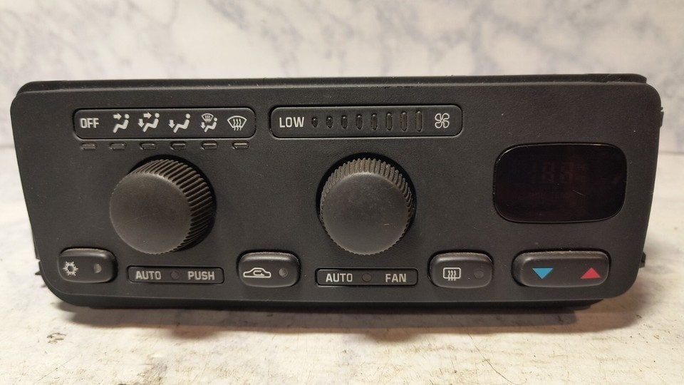 2001-2003 Oldsmobile Aurora Heater AC Temperature Control OEM 09350703 - $48.51