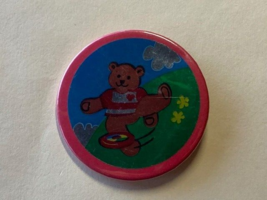 Cute Vintage Frisbee Bear Pinback Pin 2.25&quot; - £4.59 GBP