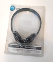 ONN ON EAR 3.5 mm Aux Plug Black Adjustable Headphone New and Sealed  - $7.90