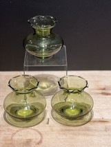 3 Vintage Mcm Anchor Hocking Green Ruffled Edge Glass Bulb Vases 3.5”x 4” - £20.18 GBP