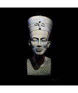 Nefertiti ancient Egyptian Queen bust sculpture Replica Reproduction - £233.15 GBP