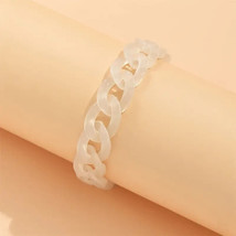 Plastic Chain Link White Color Bracelet Silver Accents NEW - £8.98 GBP