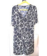 Woman&#39;s Geometric Flower Dress by Jones New York - $20.00