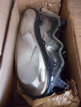 Headlight with bulbs Right and left front NEW 98-04 Dodge Intrepid OEM MOPAR - $98.95