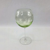 Lime Green Balloon Goblet Wine Glasses w Etched Shapes - $204.04 MXN