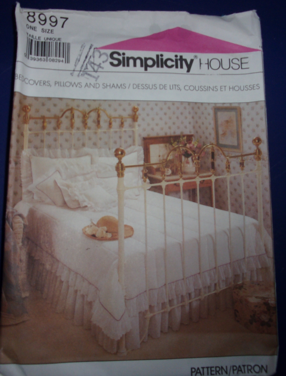 Simplicity House Bedcovers Pillows & Shams #8997 - $3.99