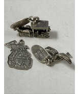 Lot Of 3 Mackinac Island Sterling Silver Bracelet Charms Horse Carriage ... - €38,23 EUR Lot Of 3 Mackinac Island Sterling Silver Bracelet Charms Horse Carriage ... - €38,23 EUR