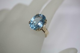Fine 14K Yellow Gold Large Oval Blue Topaz (10ct) Solitaire Ring Size 6.5 - £466.57 GBP