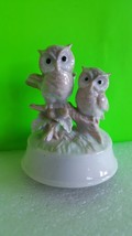 Vintage Owl Music Box Porcelain Owl Figurine Decorative Wind Up Japan Ship Fast - £12.01 GBP