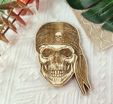 Wood Laser Engraved Pirate Skeleton Head Fridge Magnet - £7.64 GBP