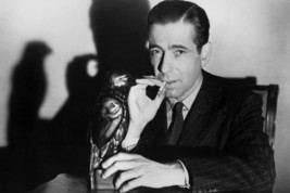 Humphrey Bogart in The Maltese Falcon Iconic Smoking Cigarette Holding Falcon 24 - £18.92 GBP