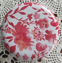 Pioneer Woman Candle ~ Floral Tin ~ Red Mango &amp; Mandarin Scented ~ 4.95 Oz. - $14.96