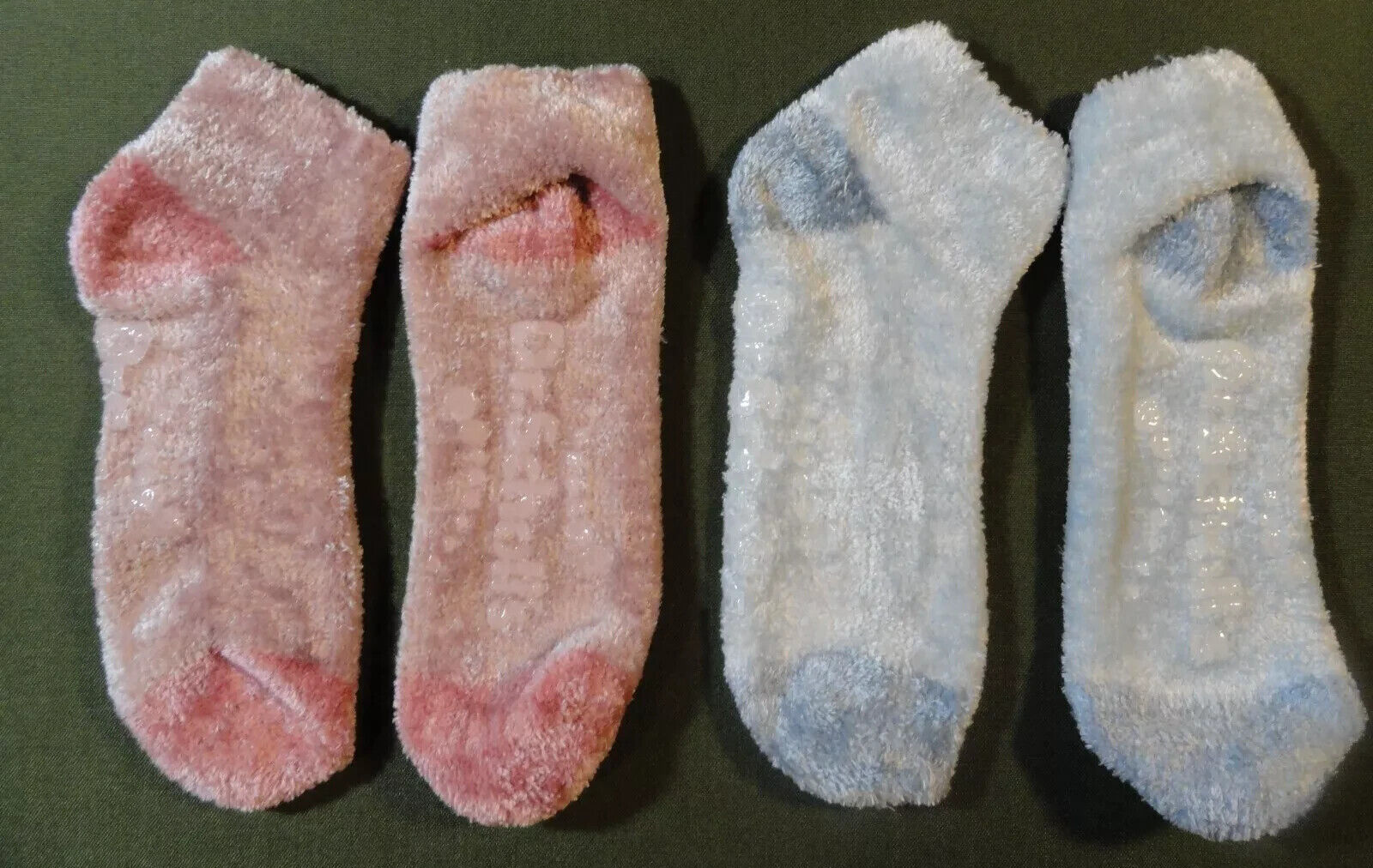 Dr. Scholls 2 PAIR Low Cut Soothing Spa Grippers Womens 4-10 SOCKS PINK ... - $18.57