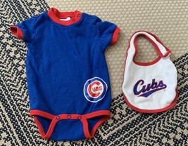 Vintage Chicago Cubs Baby Bodysuit Size 6-9 Months With Bib - £13.17 GBP