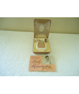 Vintage Lady Remington Electric Shaver In Case With Booklet &quot; GREAT COLL... - $23.36