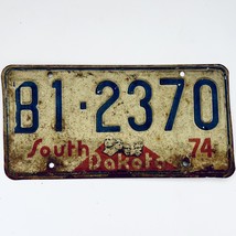 1974 United States South Dakota Minnehaha County Passenger License Plate B1-2370 - £13.21 GBP