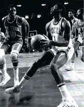 Oscar Robertson 8X10 Photo Milwaukee Bucks Basketball Nba Willis Reed Ny Knicks - £3.71 GBP