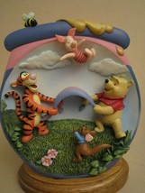 Hip Hip Poohray 3-D Collector Plate Pooh&#39;s Hunnypot Adventures #2 Winnie Pooh - £31.38 GBP