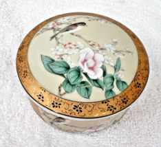 Beautiful Asian Bird Floral Cherry Blossom Trinket Box w A Lot of Gold 3... - $453.22 MXN