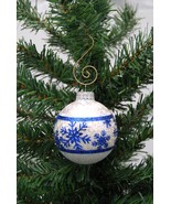 Snowflakes 2-5/8&quot; Glass Ball Christmas Ornament - £7.82 GBP