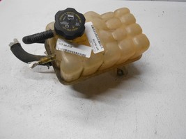 2004 GMC Yukon Engine Coolant Reservoir Tank - $553.71 MXN