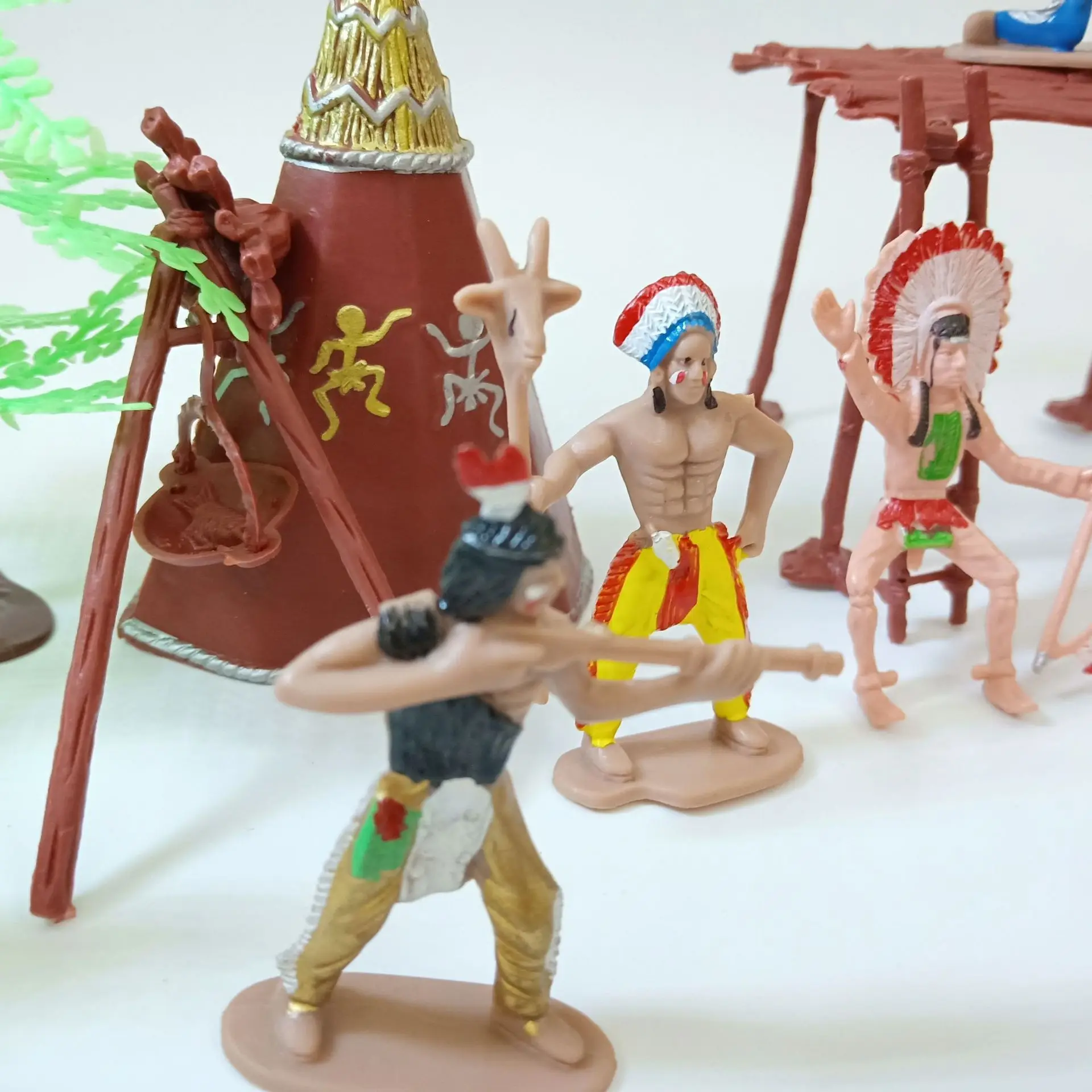 Play 42Pcs Plastic Indian Cowboy Model Figures Toy Tent Totem Indians Miniature  - £41.08 GBP