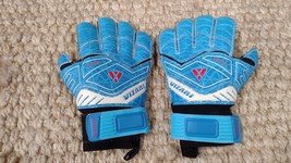 Vizari Replica F.P. Soccer Goalkeeper Gloves, Size-7, Blue, VZGL80092-7 - $498.37 MXN