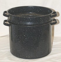 Black Graniteware Stock Pot with Strainer Insert Kitchen Tool Vintage - £33.94 GBP