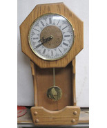 QUARTZ WOOD CLOCK WITH PENDULUM NON WORKING - $50.75 CAD